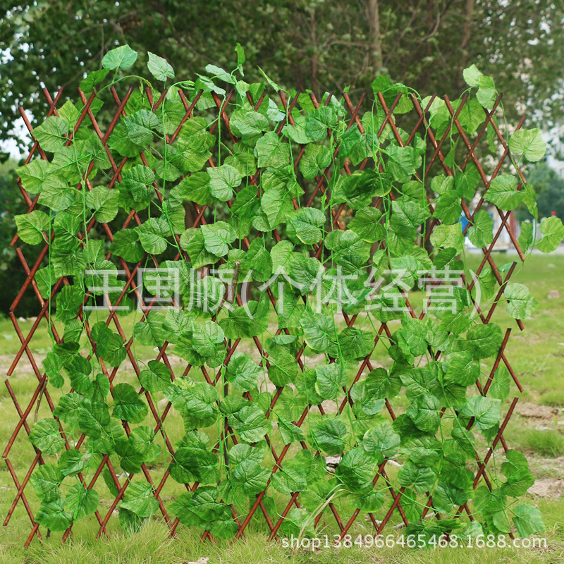 从字面意义上我们就能理解,仿真就是一种模仿真正的东西,而仿真植物就是技术人员模仿植物形态,运用 仿真绿色植物 高仿真原料,设计制作而成。仿真植物品种丰富,样式齐全;而大型仿真植物主要有以下种类:仿真棕榈树系列、保鲜棕榈树系列、仿真椰子树系列、仿真海枣(藻)树系列、仿真榕树、古榕树系列、仿真树系列、PU树系列、仿真植物系列、电缆伪装藤、伪装树系列、仿真桃花树、樱花树、仿真竹子系列、仿真树皮系列、仿真叶子系列、仿真藤条系列、仿真草坪系列、保鲜植物系列、仿真水果、蔬菜系列,而这些大类下面又有很多小分类如仿真棕榈