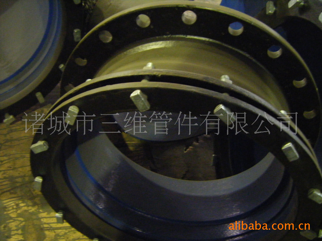 球铁管件--盘承短管 k型承口  短管甲 供应球墨铸铁管件----球铁管件